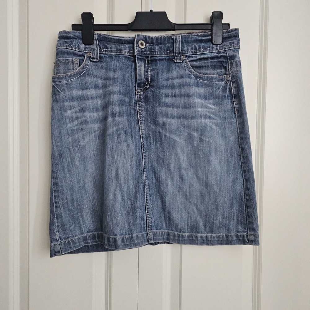 Smart Set Embroidered Pockets Denim Mini Skirt Y2K Sz 9 - Picture 3 of 13